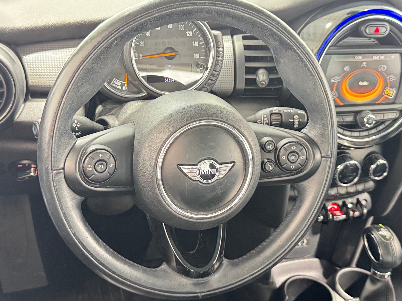 Thumbnail: 2017 MINI Cooper Hardtop - 4