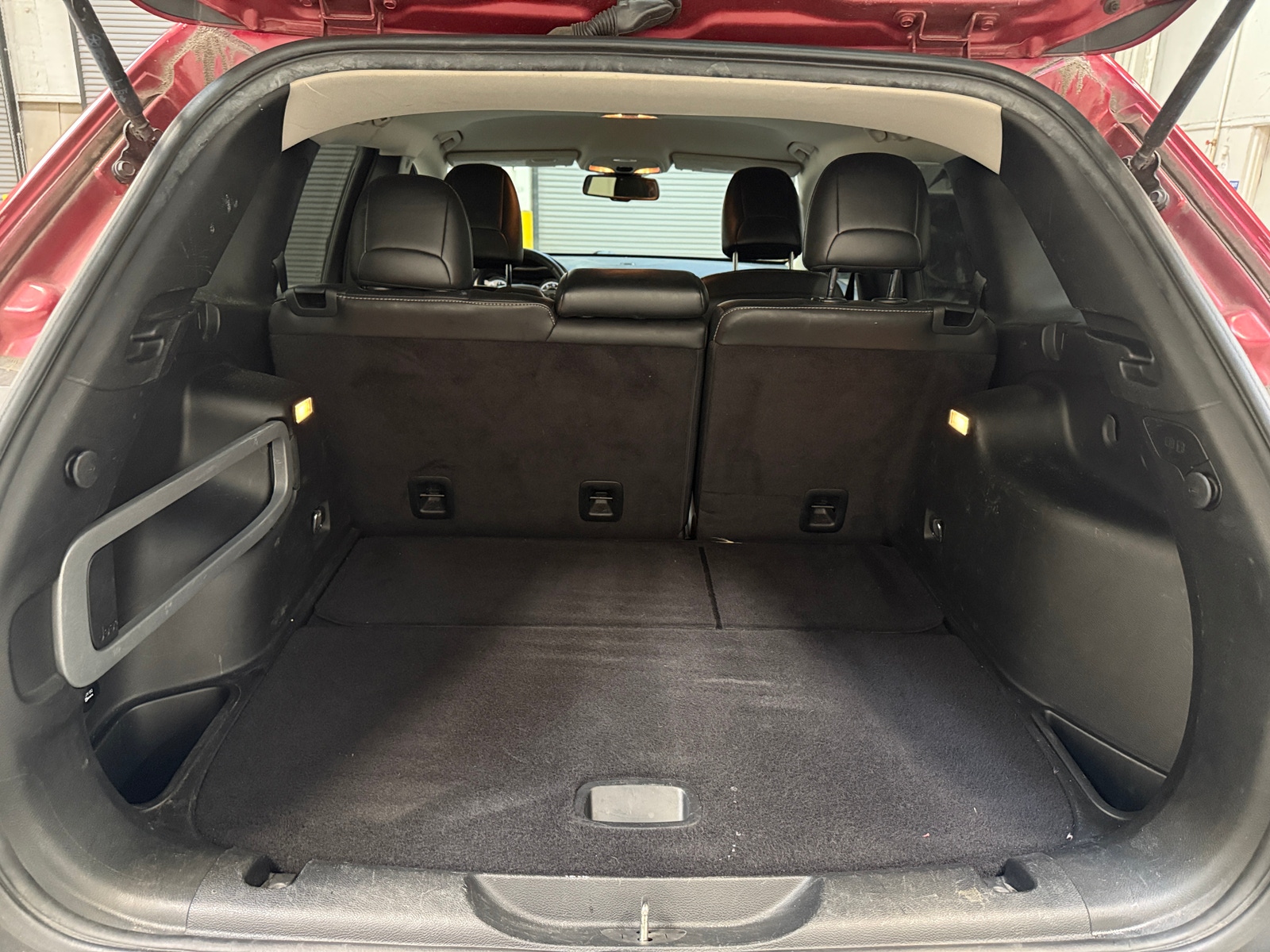 Thumbnail: 2017 Jeep Cherokee - 6