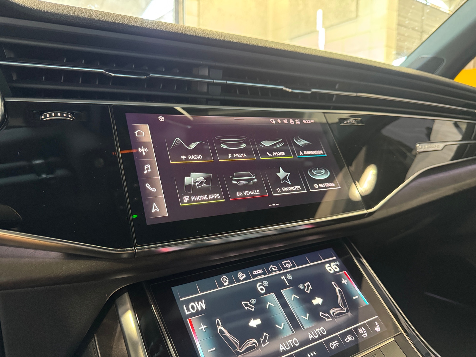 Thumbnail: 2021 Audi Q7 - 3