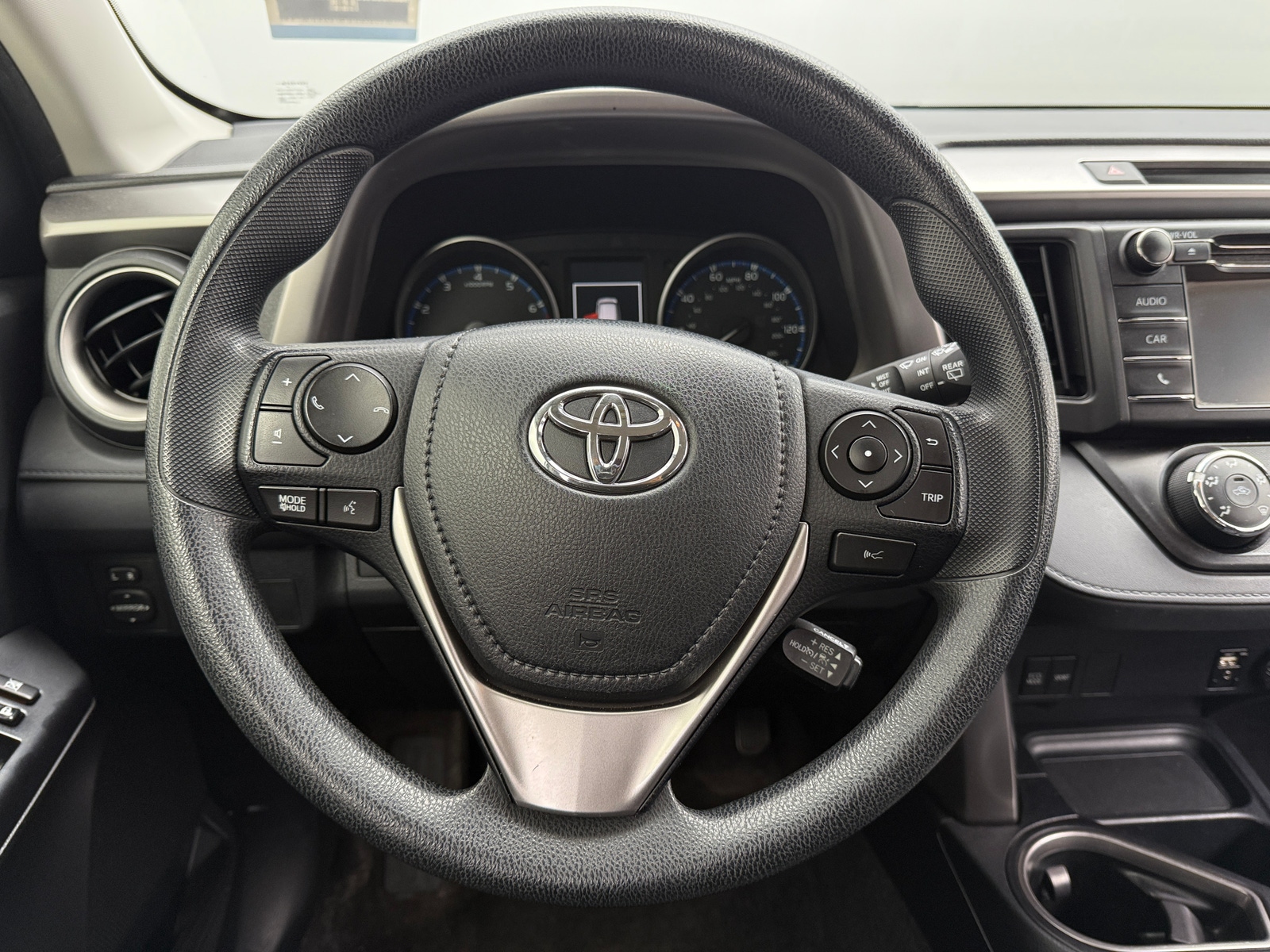 Thumbnail: 2017 Toyota RAV4 - 5