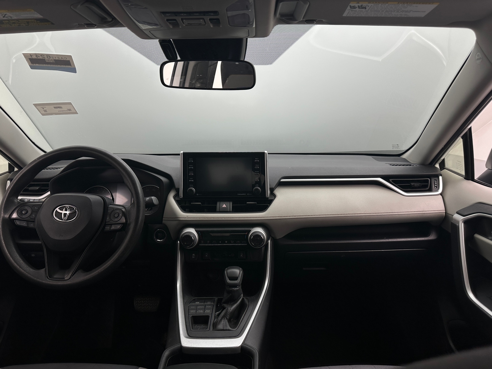 Thumbnail: 2019 Toyota RAV4 - 3