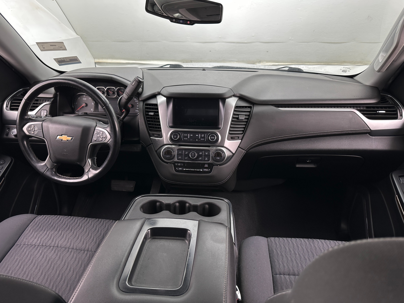 Thumbnail: 2020 Chevrolet Tahoe - 3
