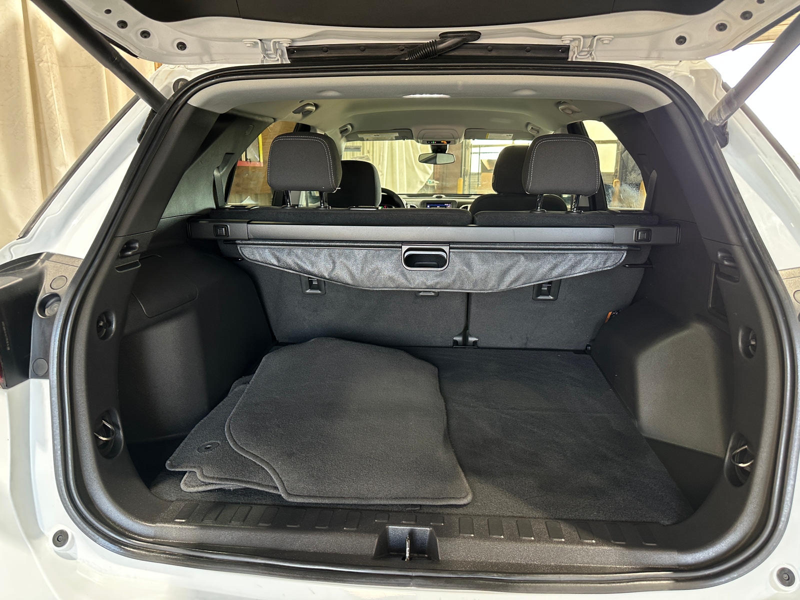 Thumbnail: 2023 Chevrolet Equinox - 7