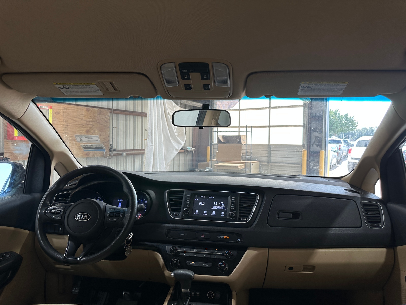 Thumbnail: 2019 Kia Sedona - 3