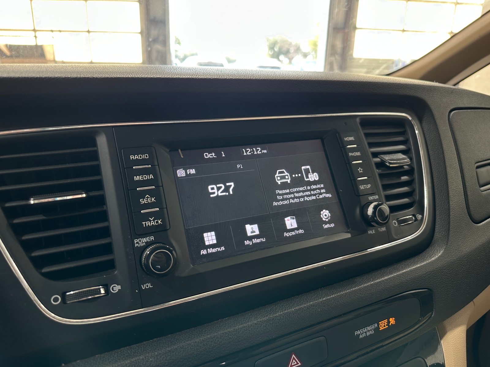 Thumbnail: 2019 Kia Sedona - 4