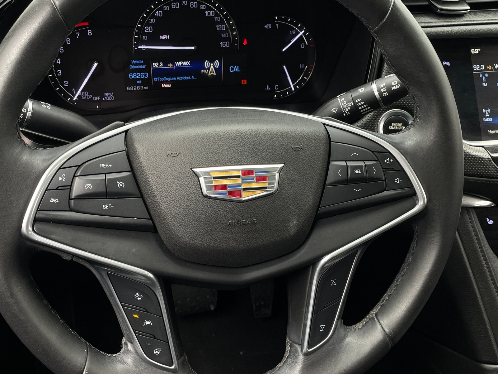 Thumbnail: 2017 Cadillac XT5 - 4