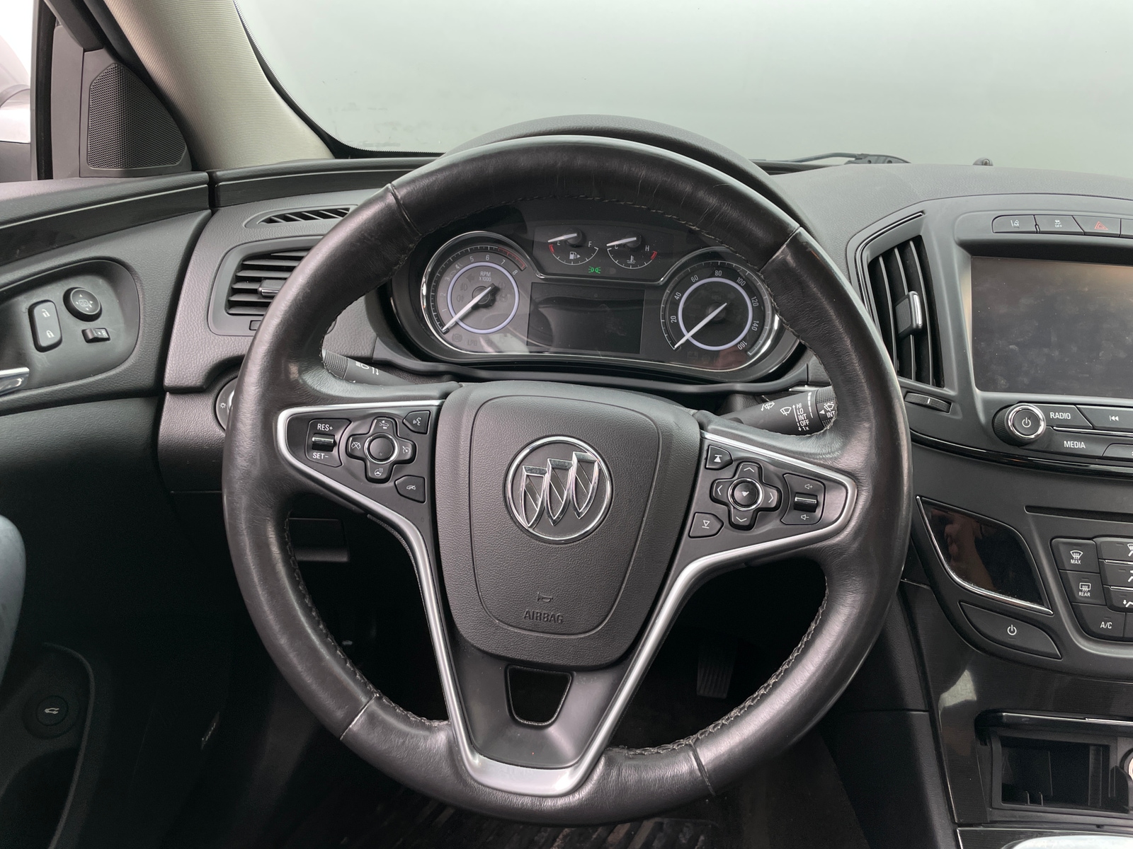 Thumbnail: 2016 Buick Regal - 4