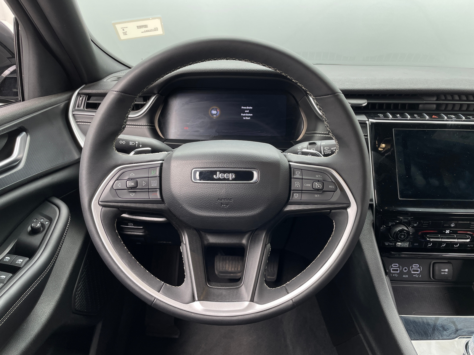 Thumbnail: 2024 Jeep Grand Cherokee L - 4