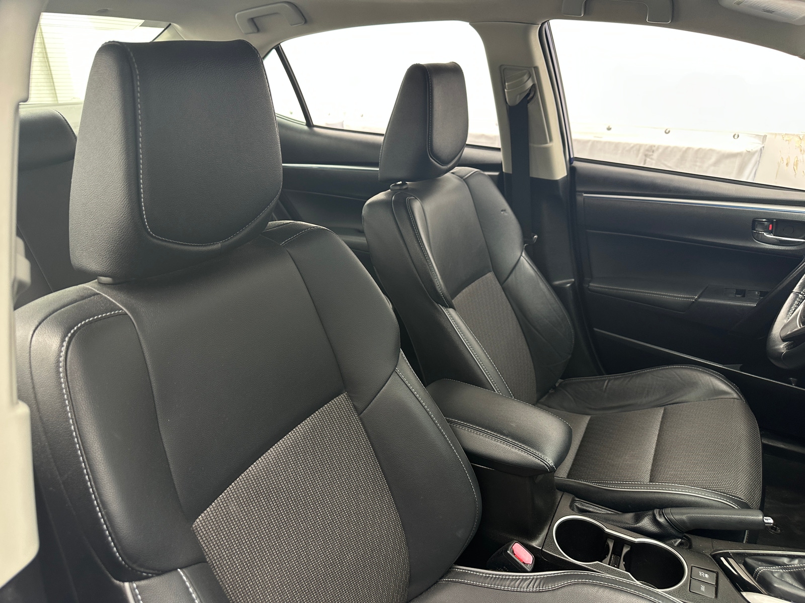 Thumbnail: 2014 Toyota Corolla - 2