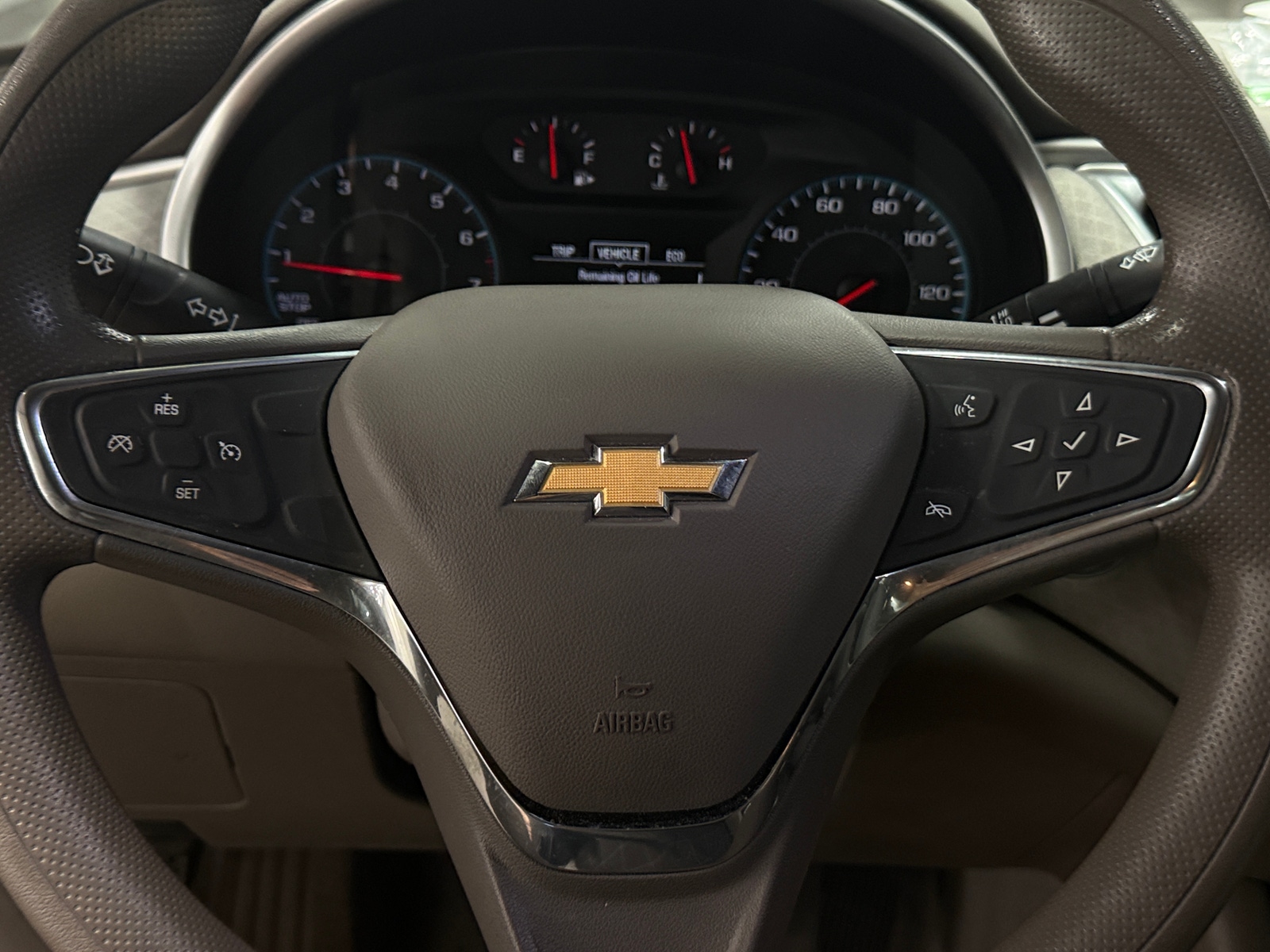 Thumbnail: 2020 Chevrolet Malibu - 5