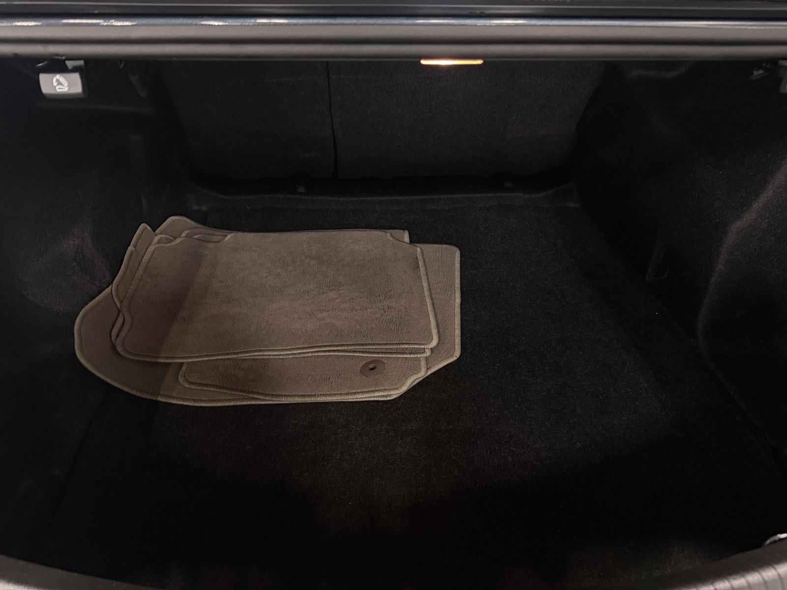 Thumbnail: 2020 Chevrolet Malibu - 7