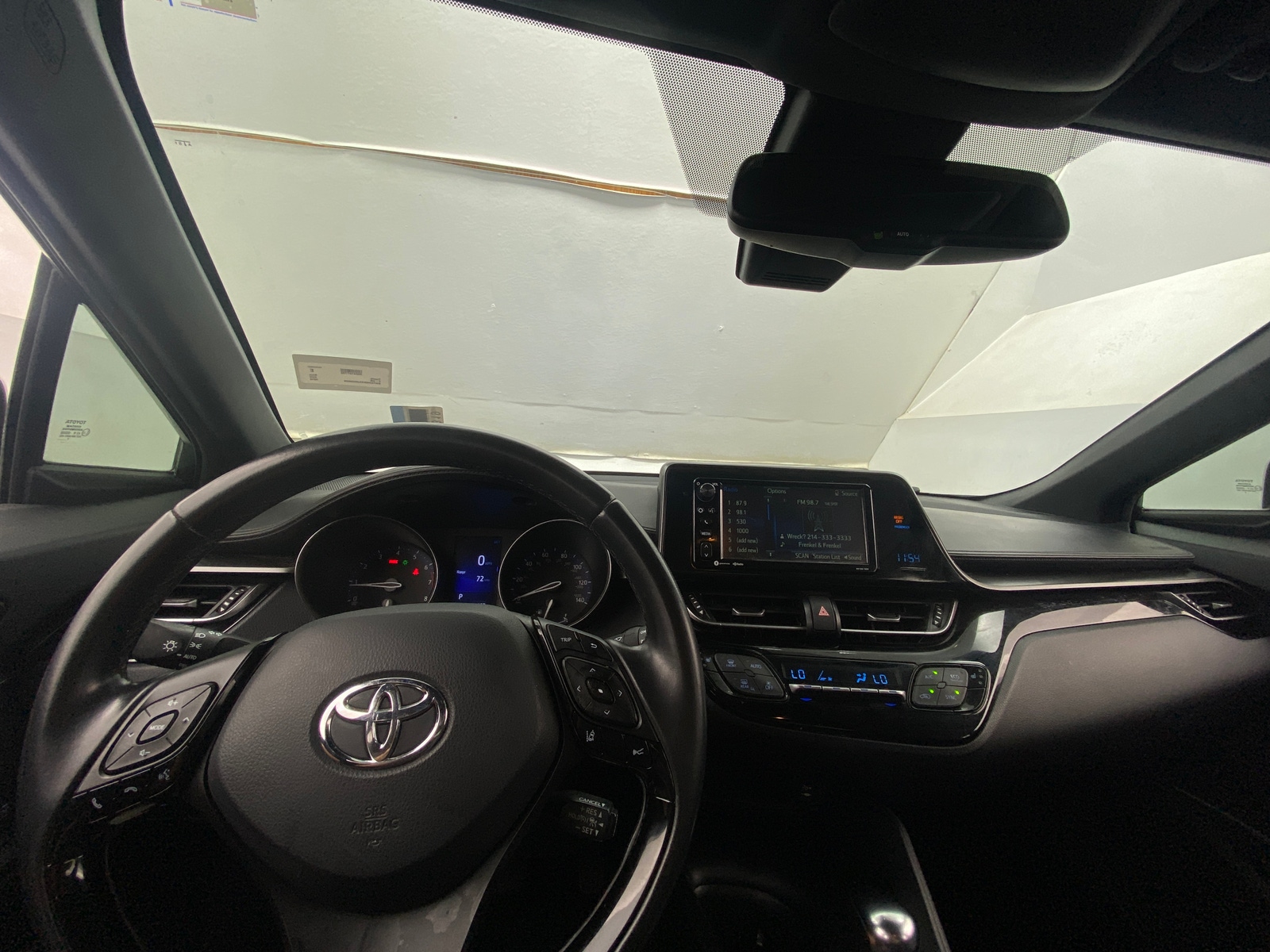 Thumbnail: 2018 Toyota C-HR - 3