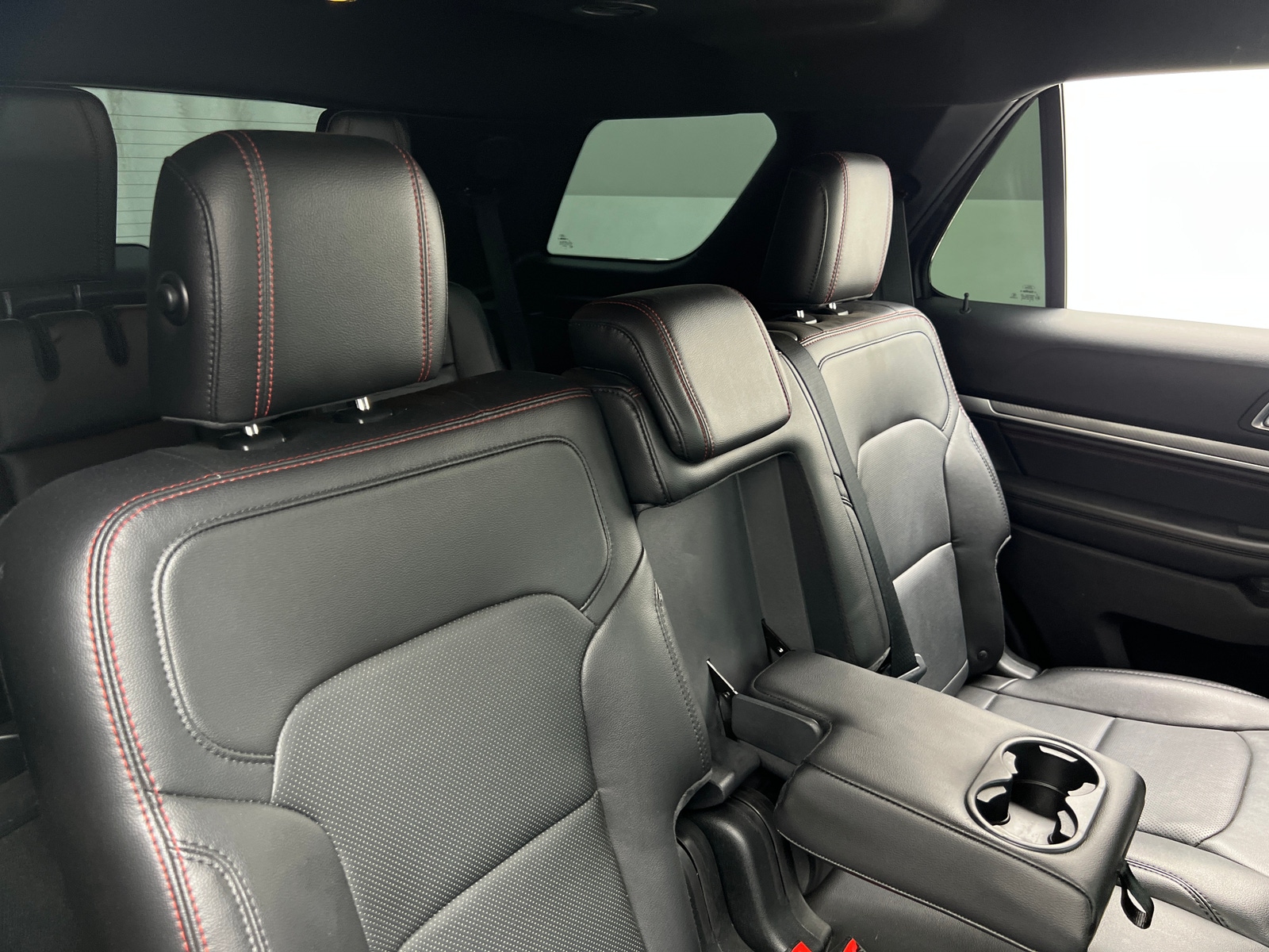 Thumbnail: 2018 Ford Explorer - 5