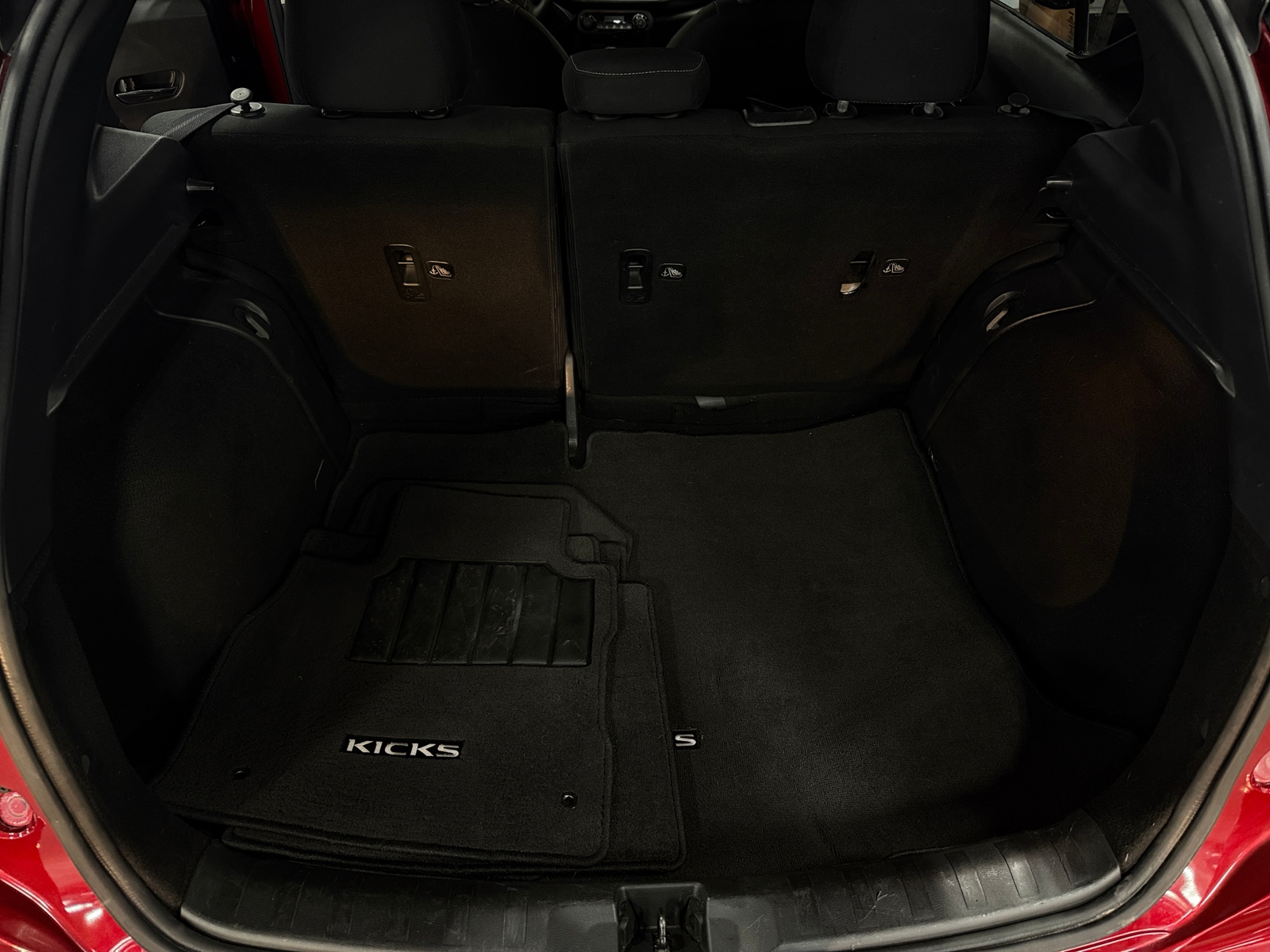 Thumbnail: 2021 Nissan Kicks - 7