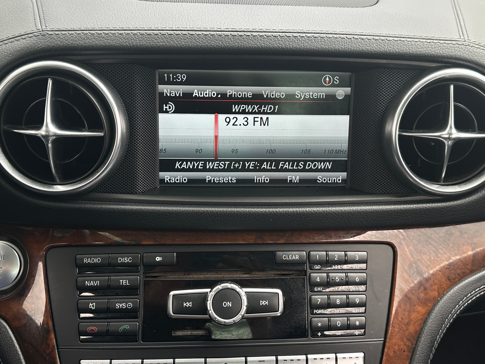 Thumbnail: 2014 Mercedes-Benz SL-Class - 3