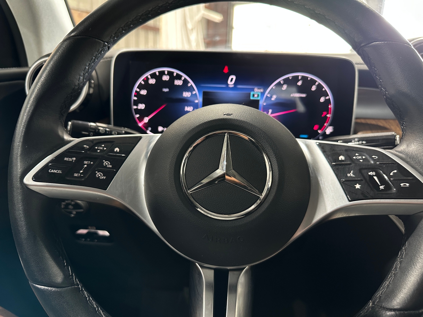 Thumbnail: 2023 Mercedes-Benz GLC - 4