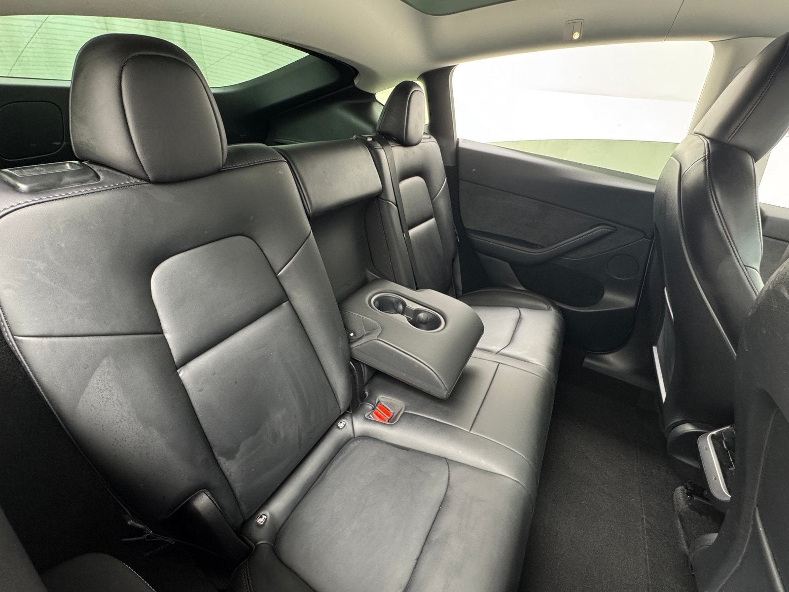 Thumbnail: 2022 Tesla Model Y - 5