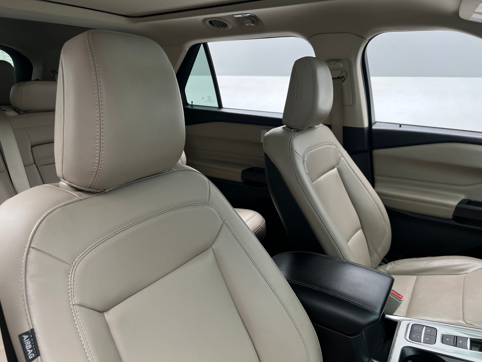 Thumbnail: 2020 Ford Explorer - 2