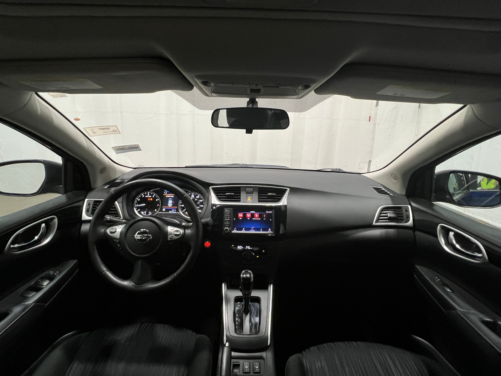 Thumbnail: 2019 Nissan Sentra - 3
