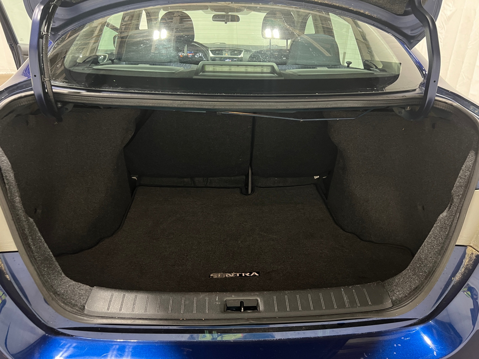 Thumbnail: 2019 Nissan Sentra - 7