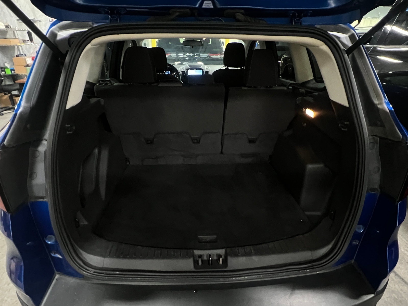 Thumbnail: 2019 Ford Escape - 7