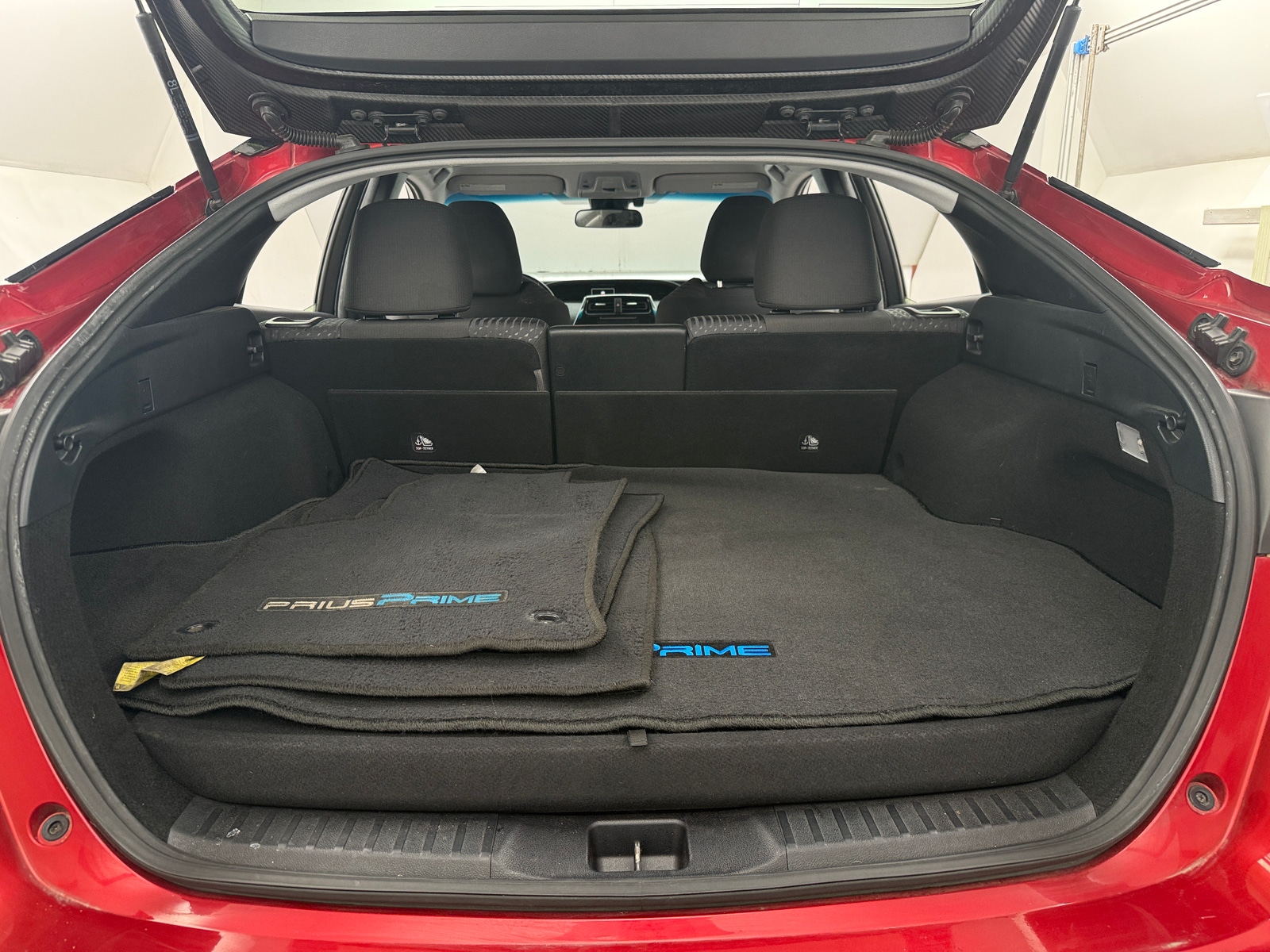 Thumbnail: 2017 Toyota Prius Prime - 7