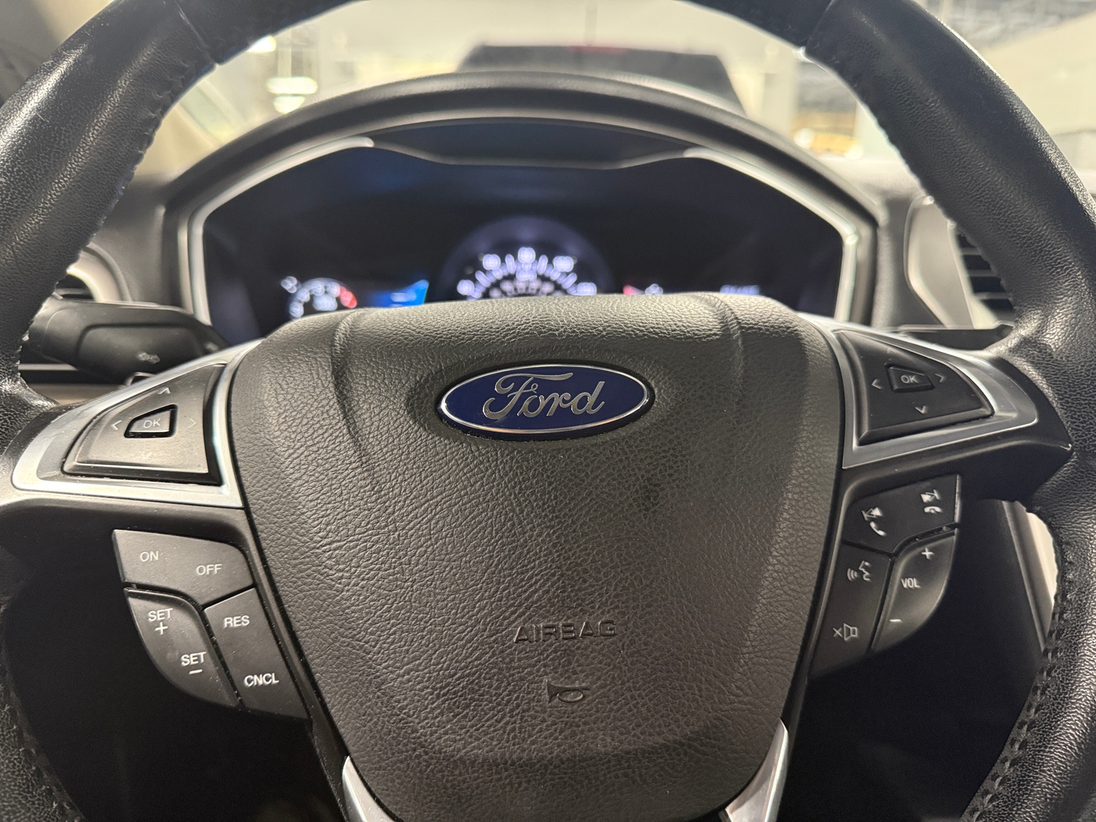 Thumbnail: 2017 Ford Fusion - 4