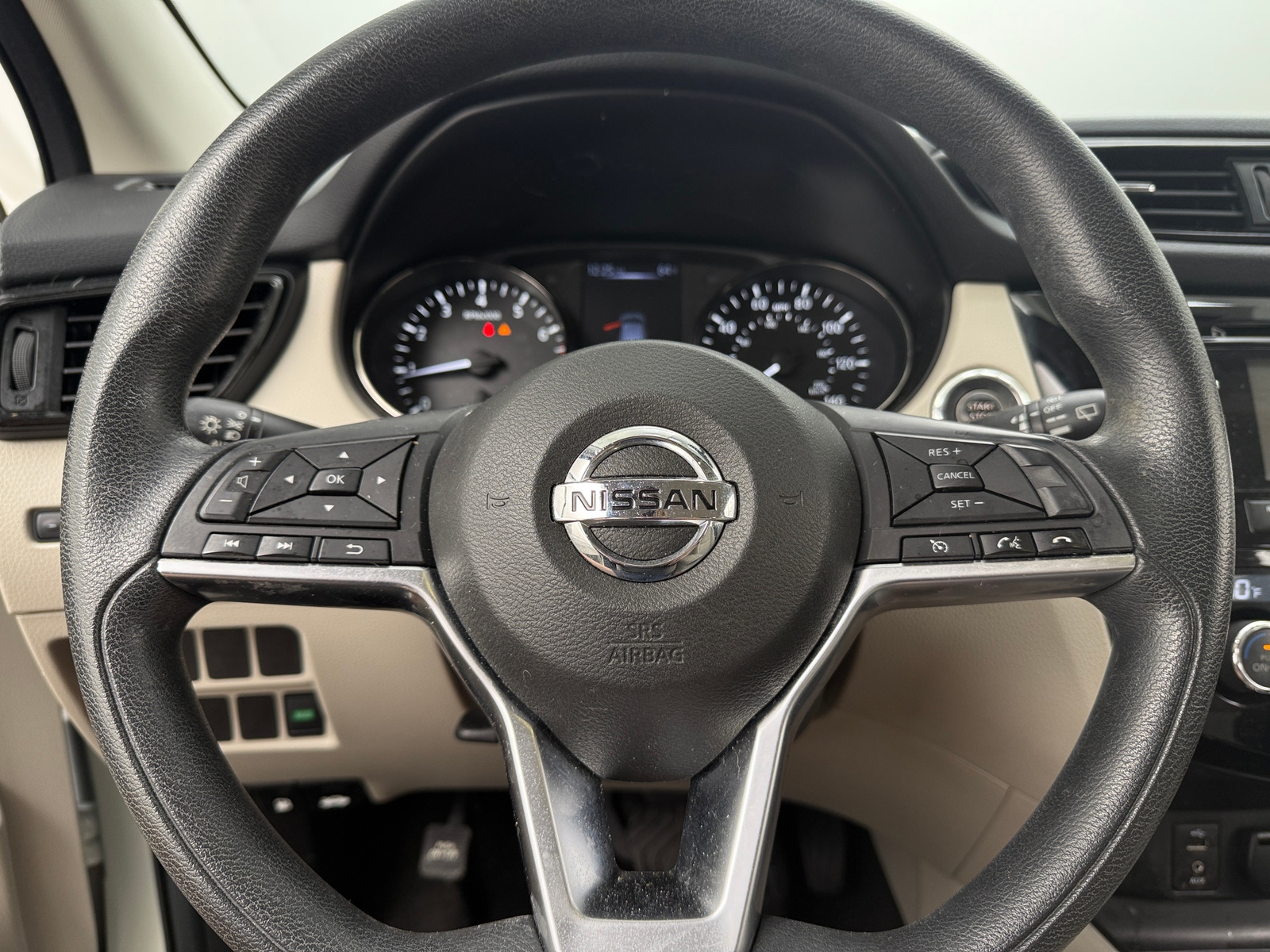 Thumbnail: 2018 Nissan Rogue Sport - 5