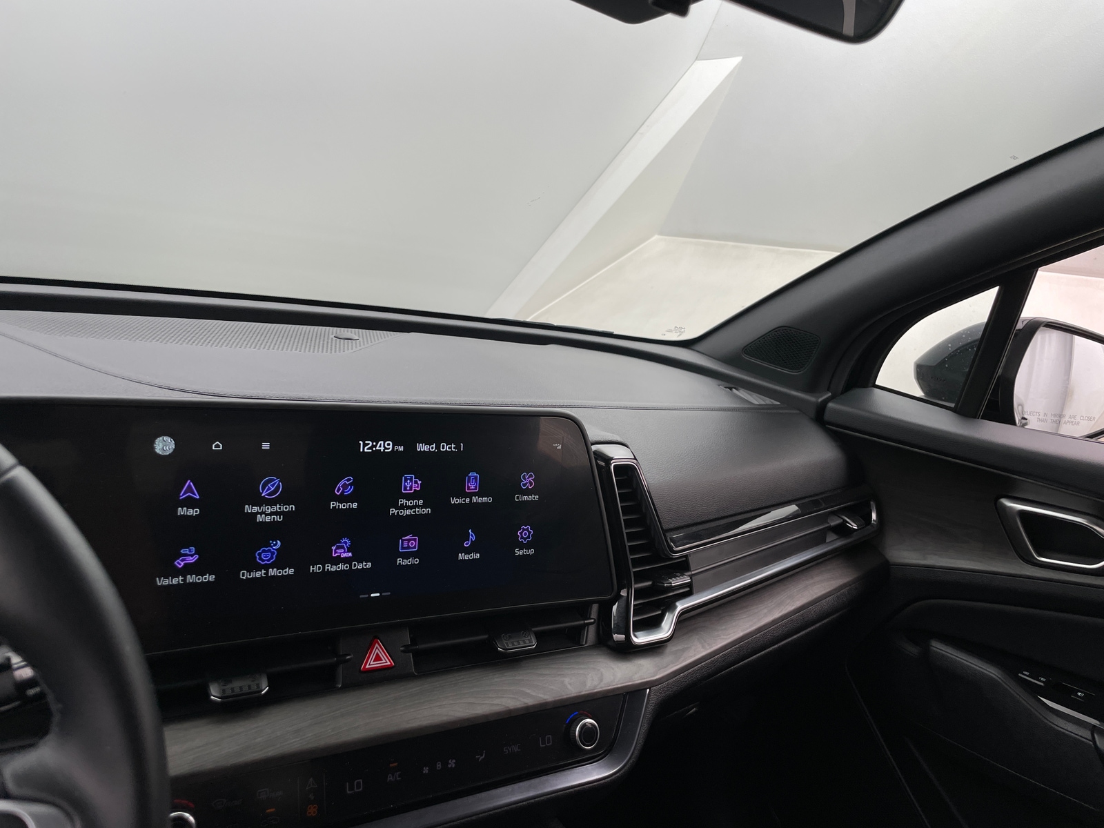 Thumbnail: 2023 Kia Sportage - 3