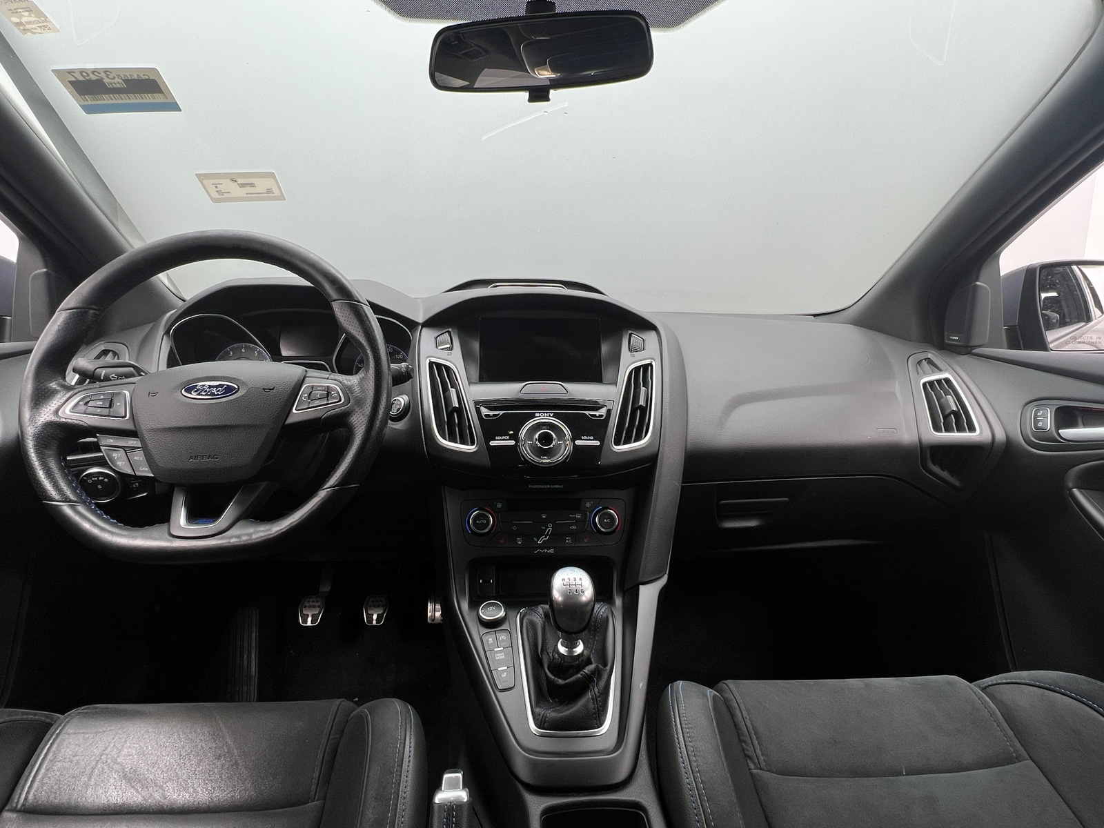 Thumbnail: 2017 Ford Focus - 2