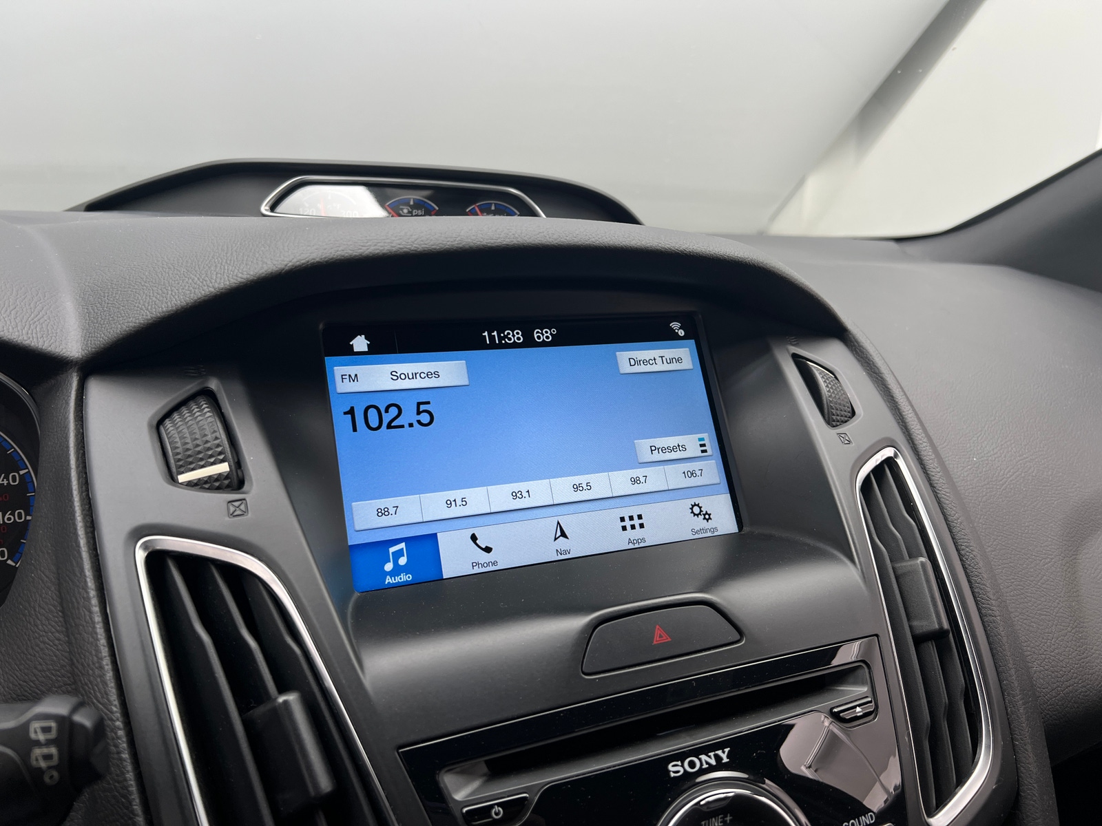 Thumbnail: 2017 Ford Focus - 3