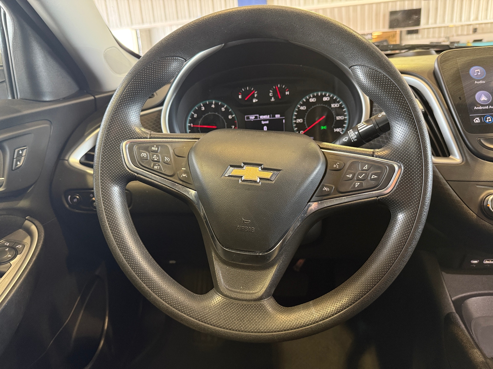 Thumbnail: 2023 Chevrolet Malibu - 5