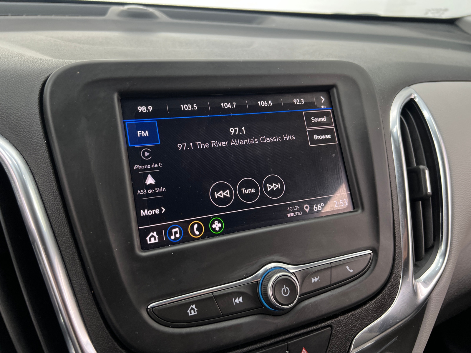 Thumbnail: 2024 Chevrolet Equinox - 4