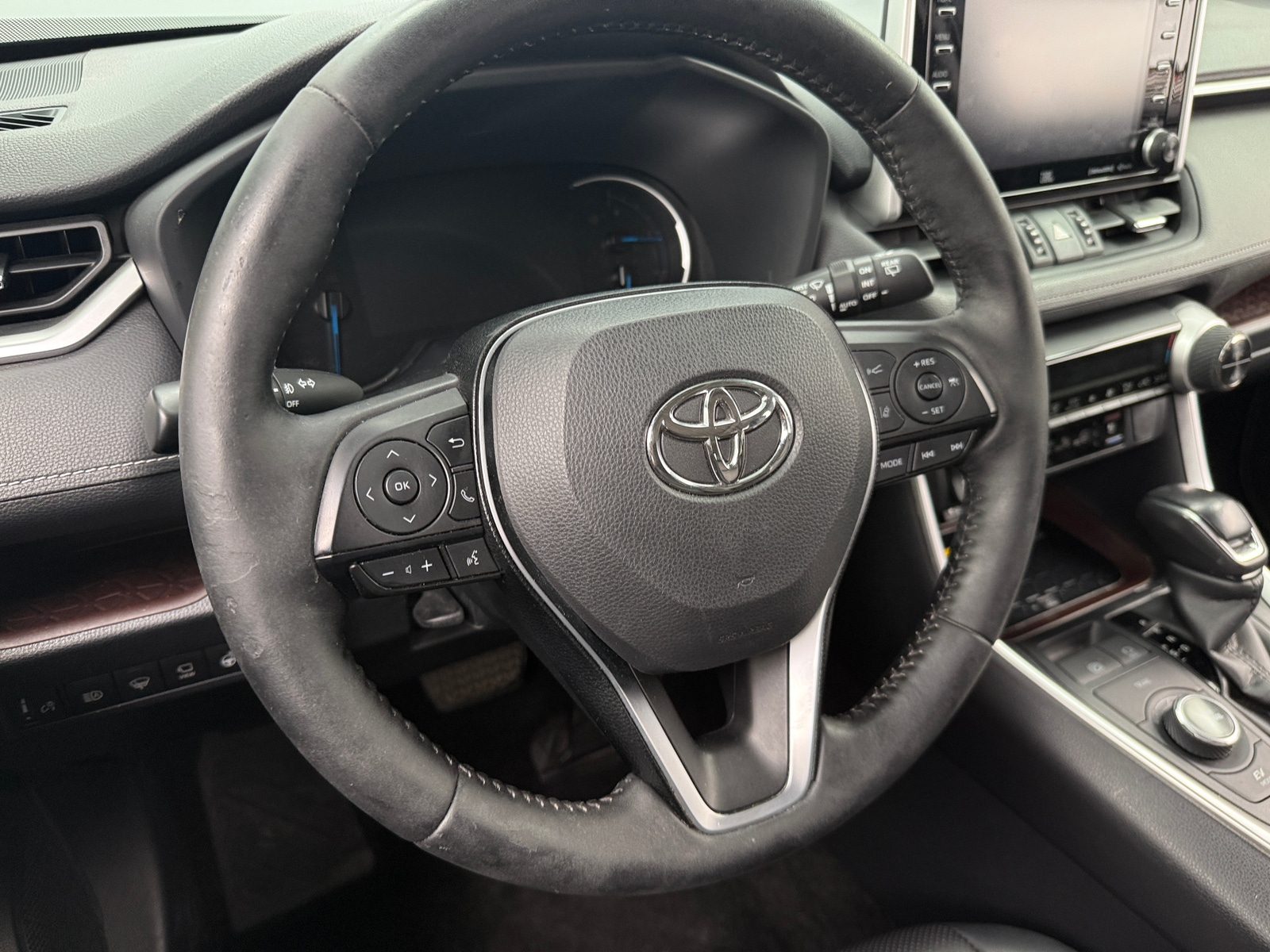 Thumbnail: 2019 Toyota RAV4 - 4