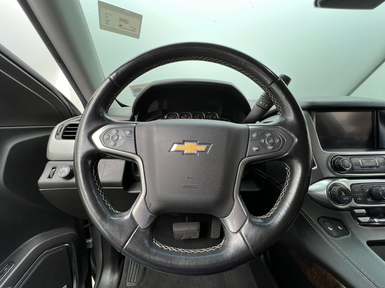 Thumbnail: 2019 Chevrolet Tahoe - 4