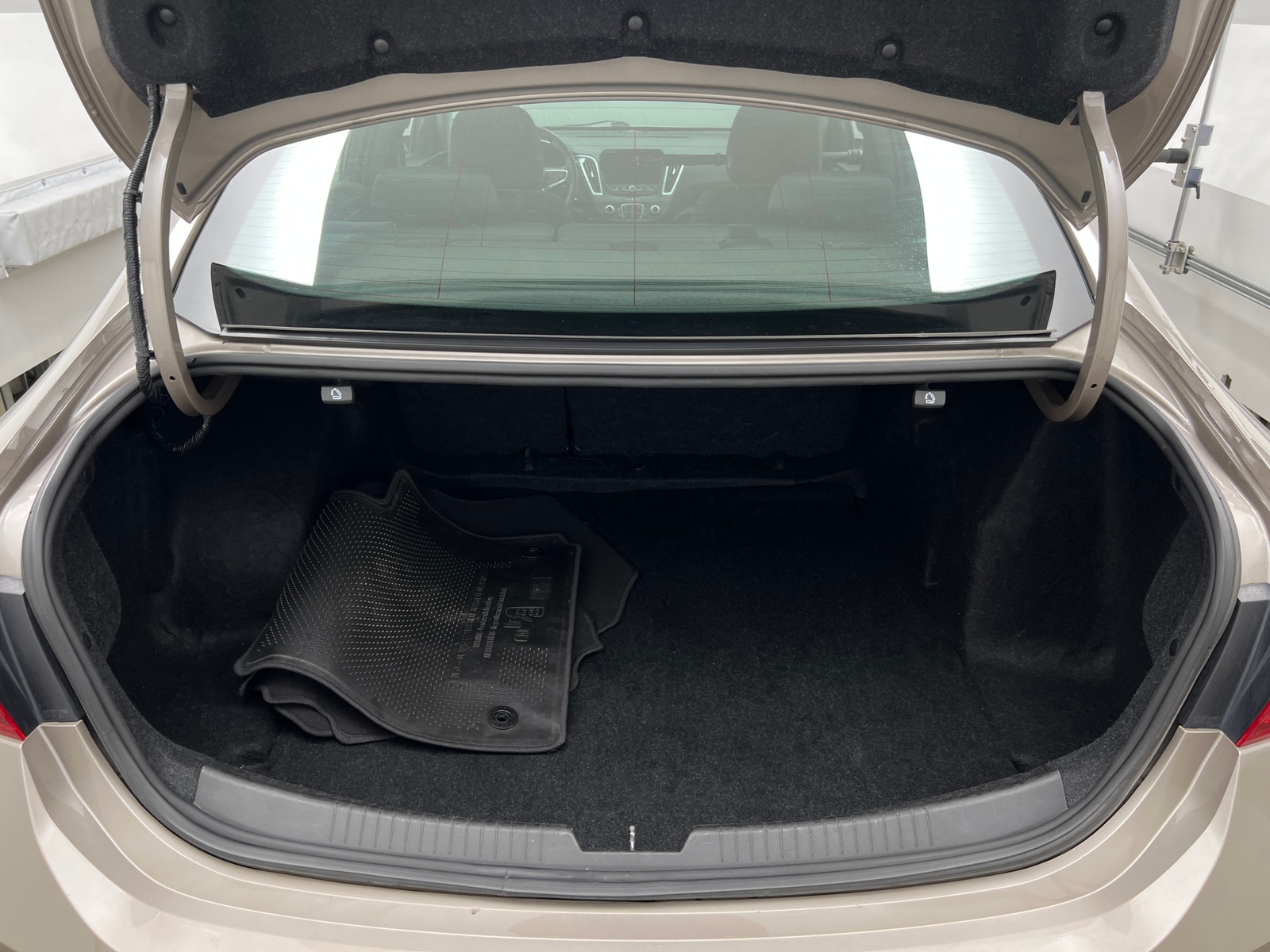 Thumbnail: 2023 Chevrolet Malibu - 7