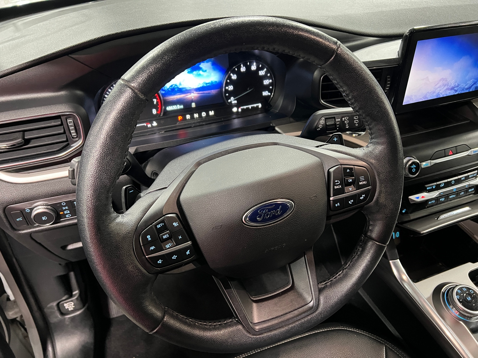 Thumbnail: 2020 Ford Explorer - 5