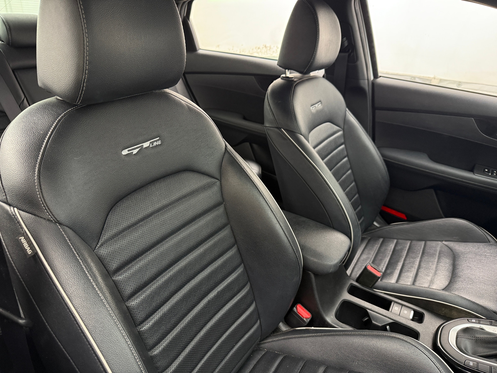 Thumbnail: 2023 Kia Forte - 2