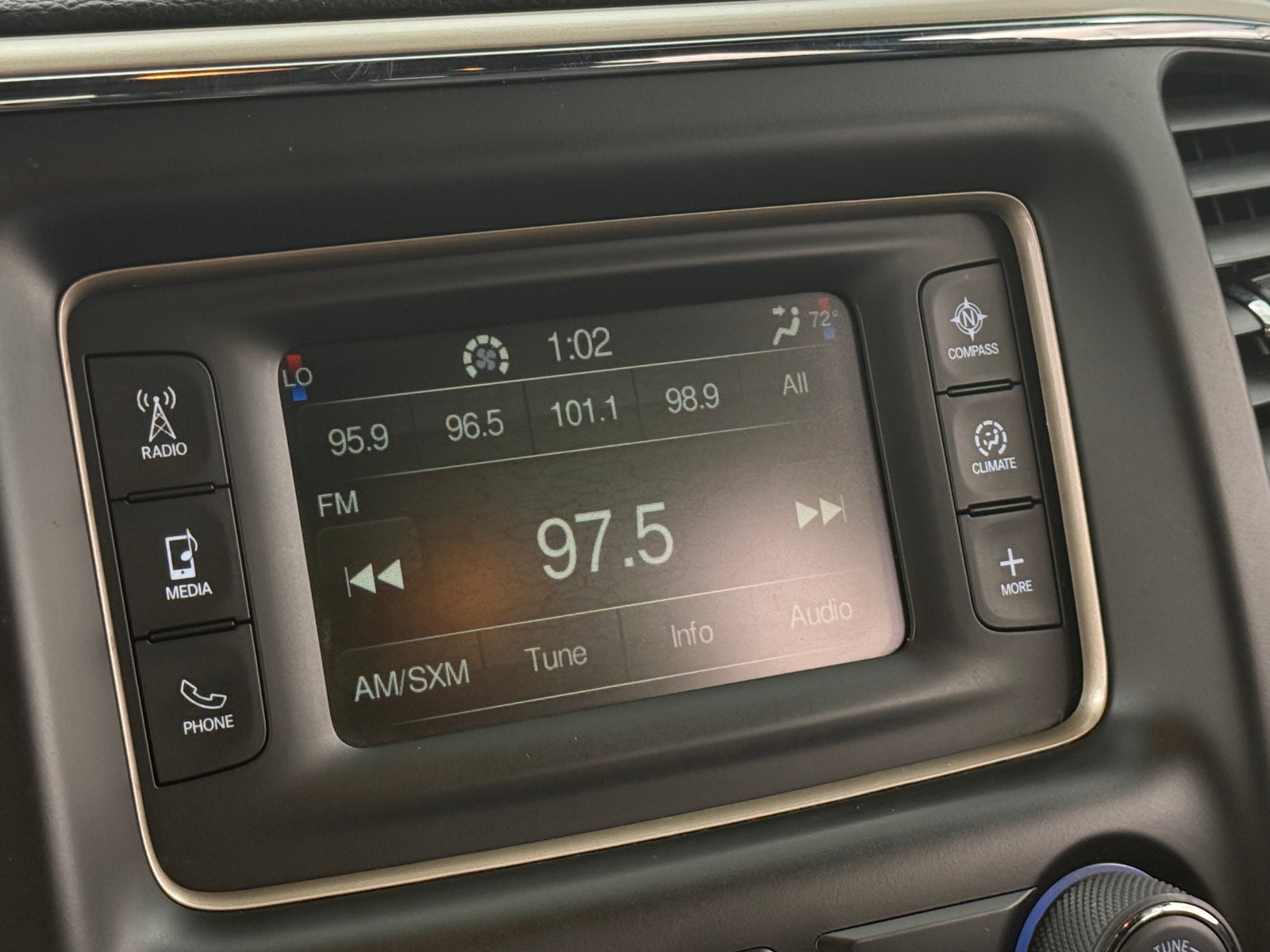 Thumbnail: 2015 Jeep Grand Cherokee - 4