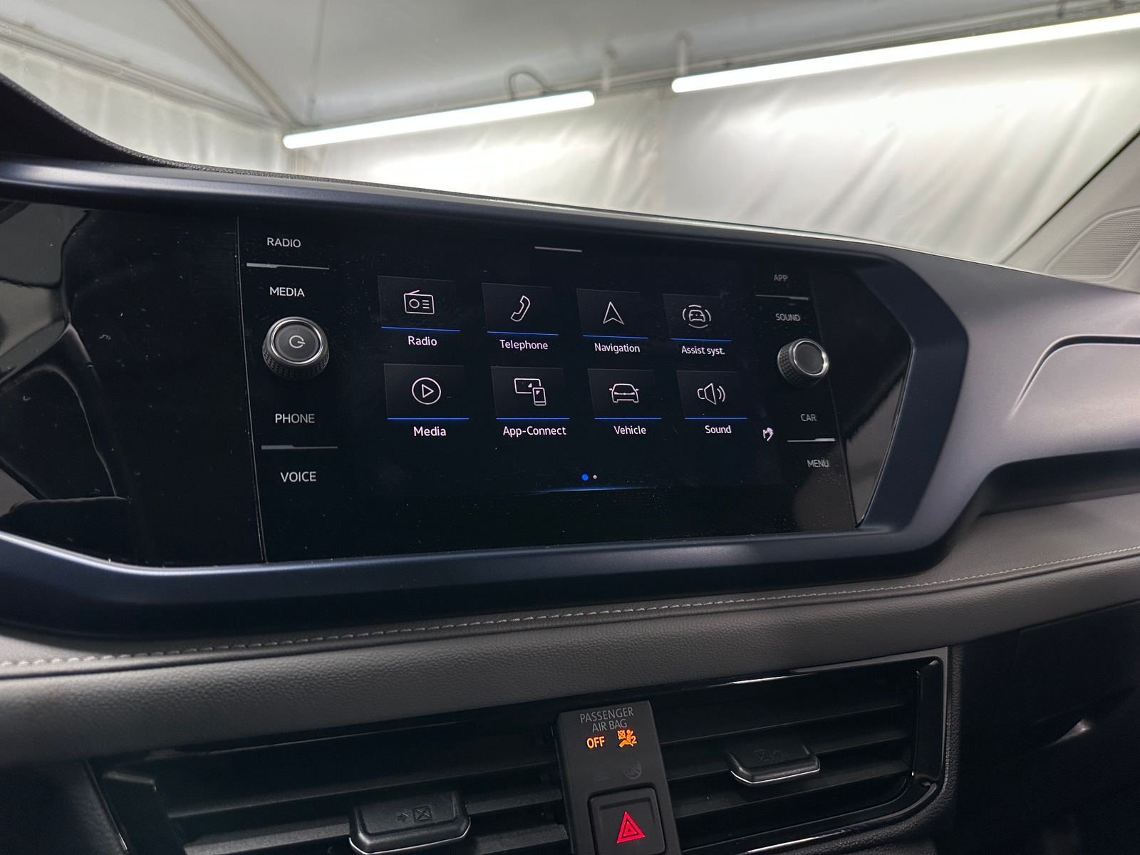 Thumbnail: 2024 Volkswagen Taos - 4