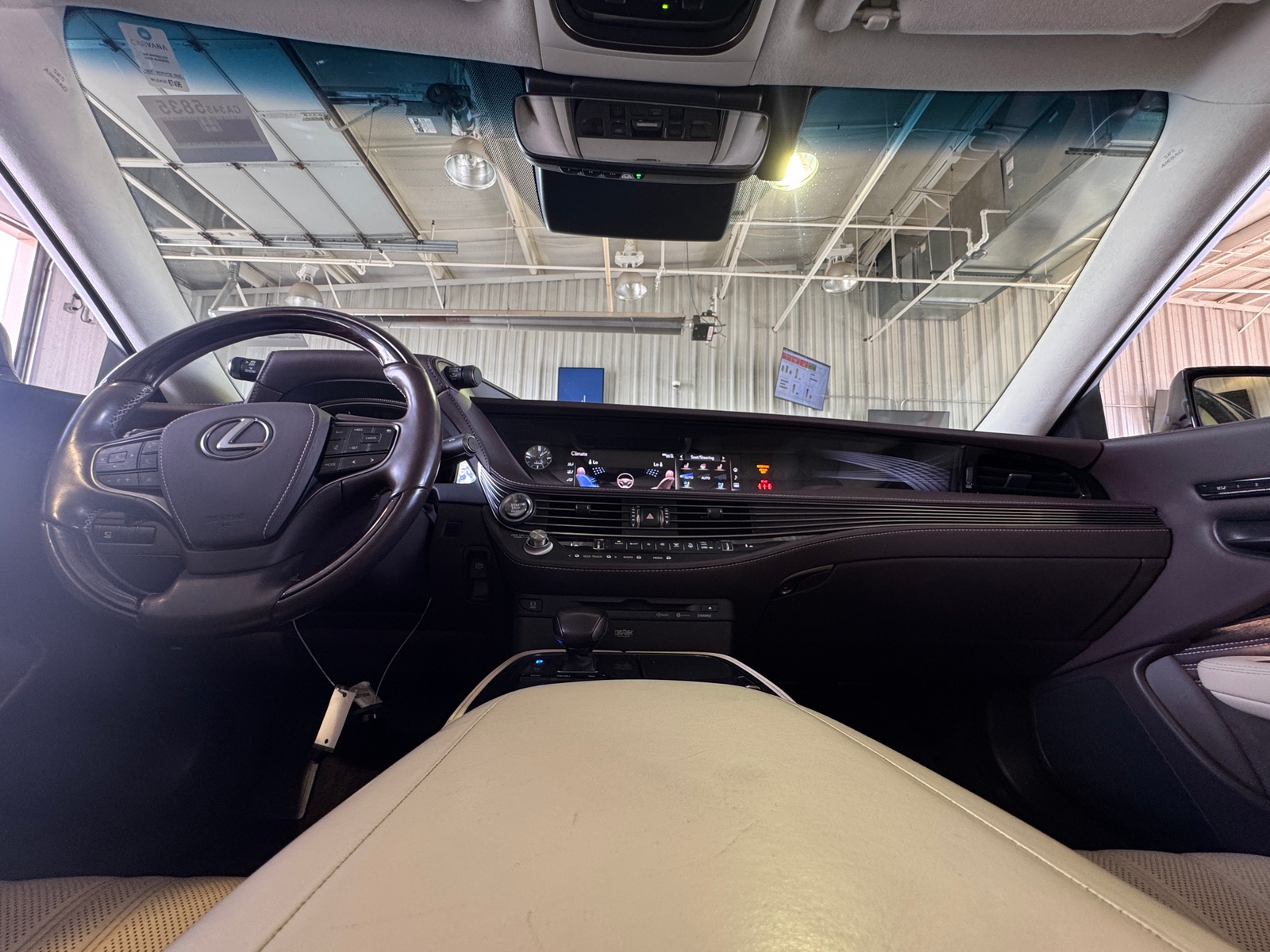 Thumbnail: 2018 Lexus LS - 2