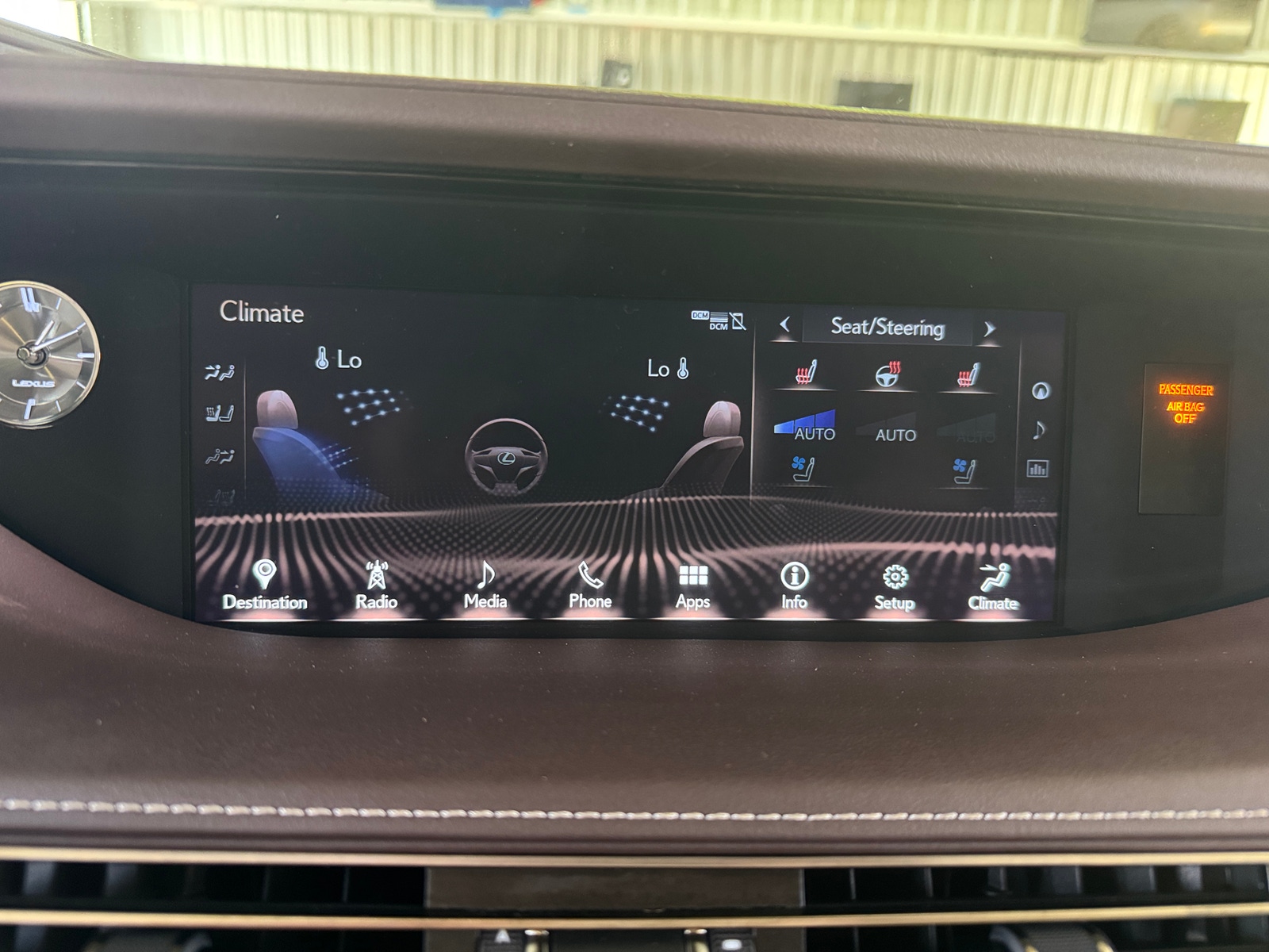 Thumbnail: 2018 Lexus LS - 3