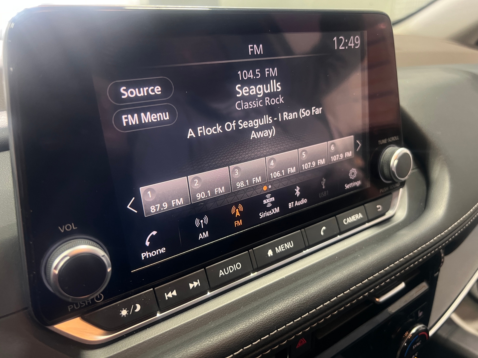 Thumbnail: 2022 Nissan Rogue - 4