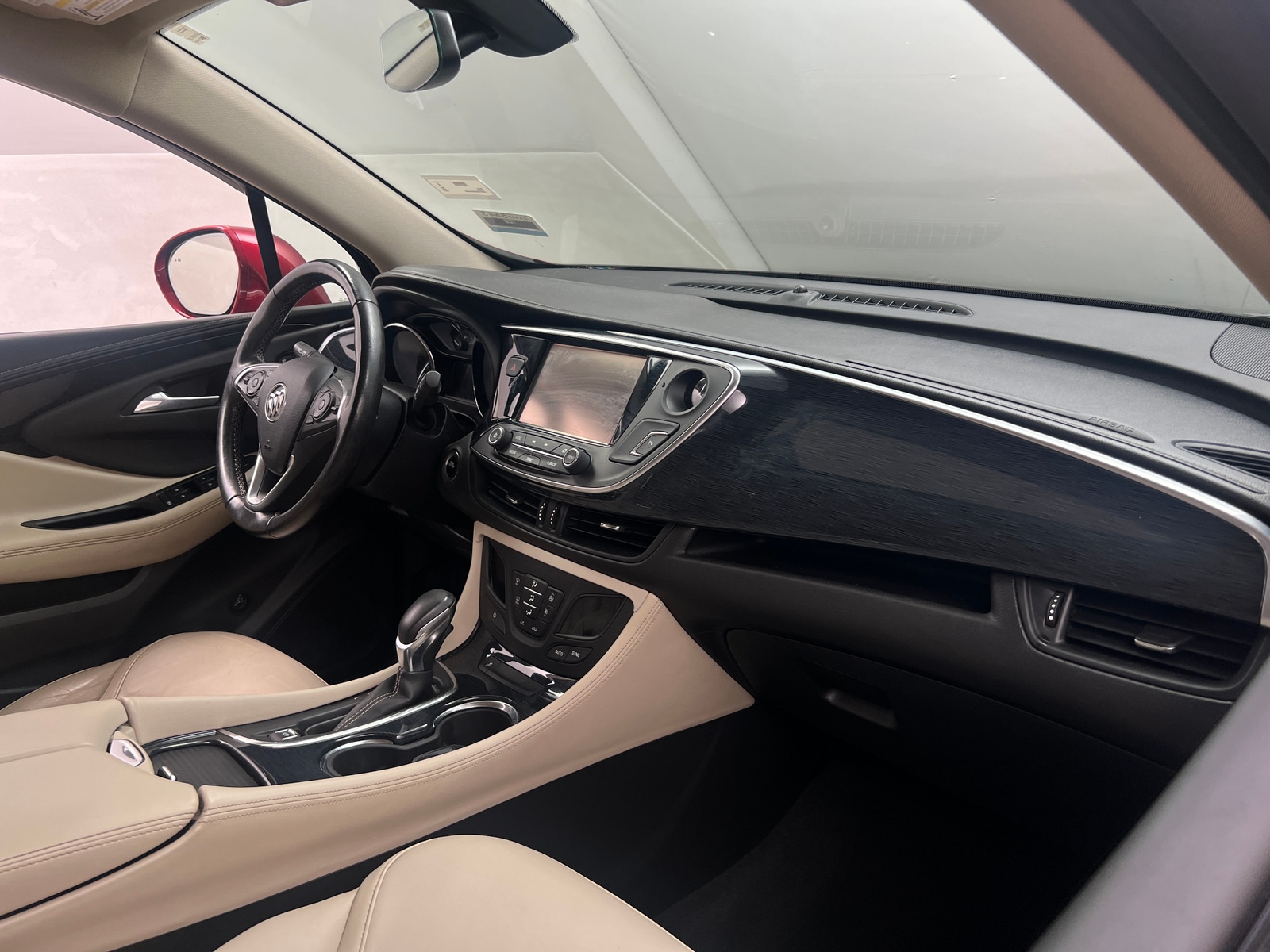 Thumbnail: 2017 Buick Envision - 2