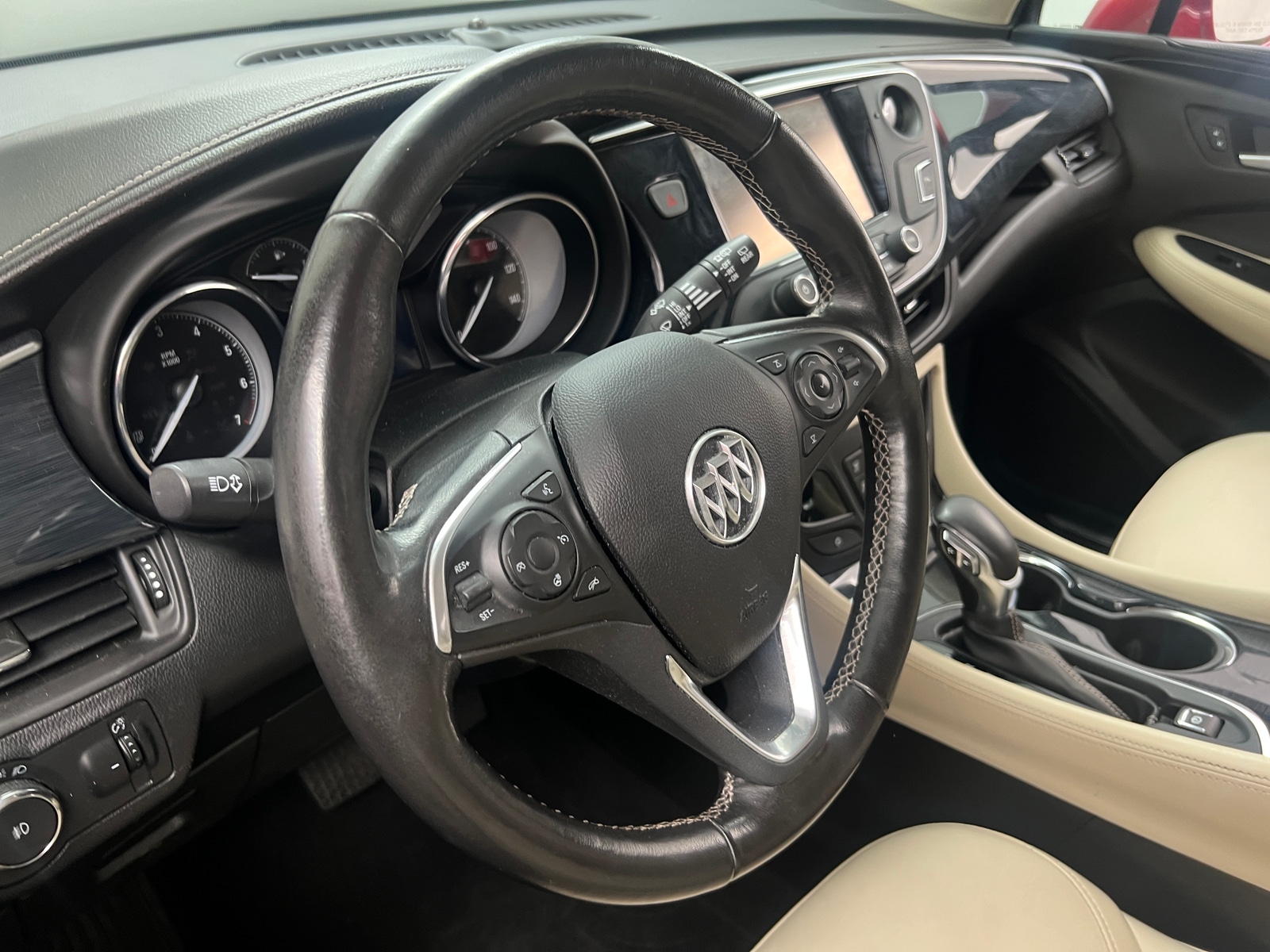 Thumbnail: 2017 Buick Envision - 4