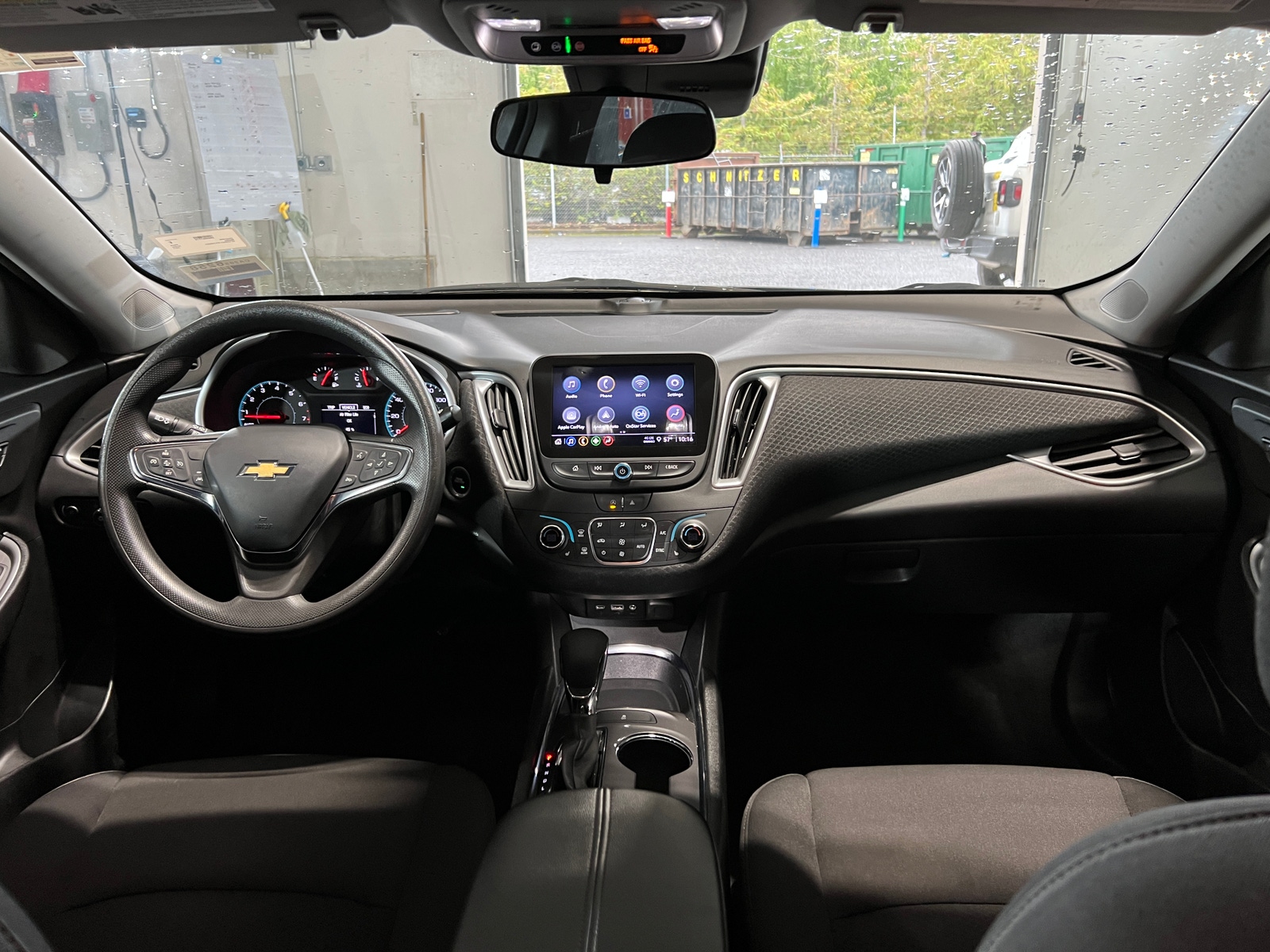 Thumbnail: 2023 Chevrolet Malibu - 3