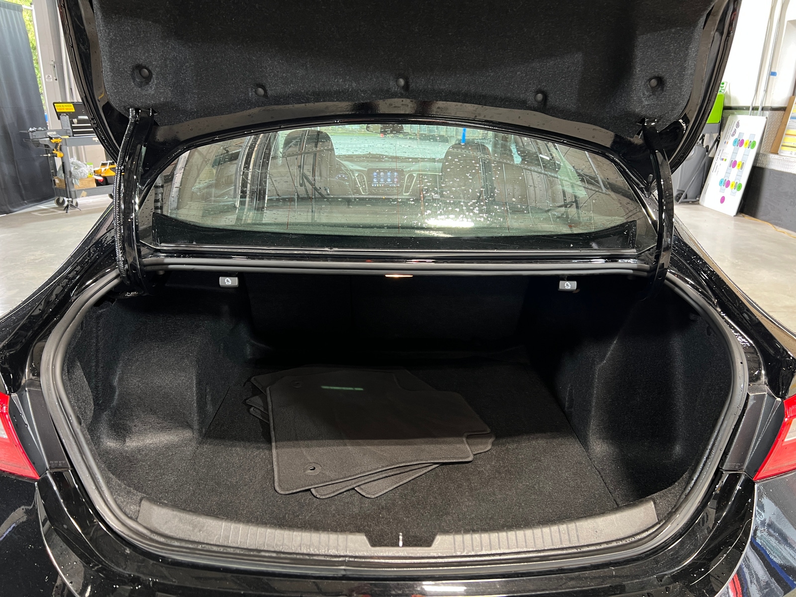 Thumbnail: 2023 Chevrolet Malibu - 7