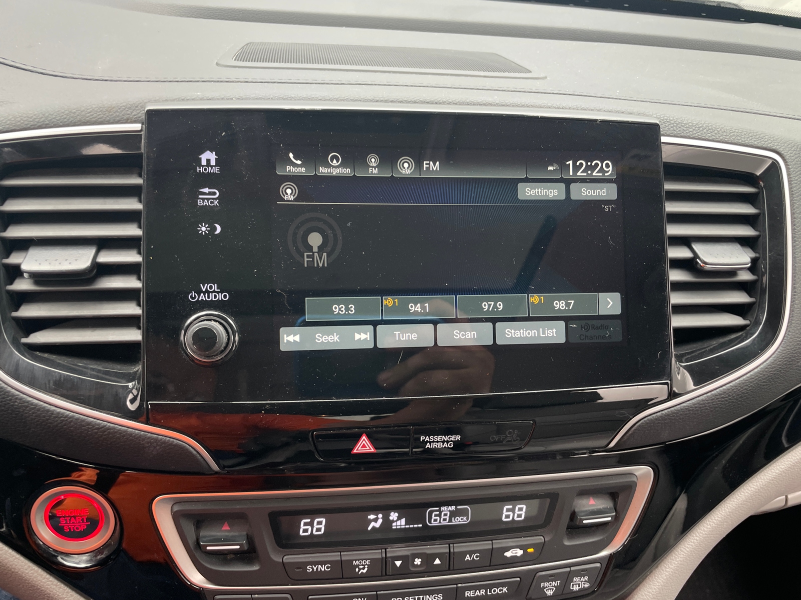 Thumbnail: 2019 Honda Pilot - 3