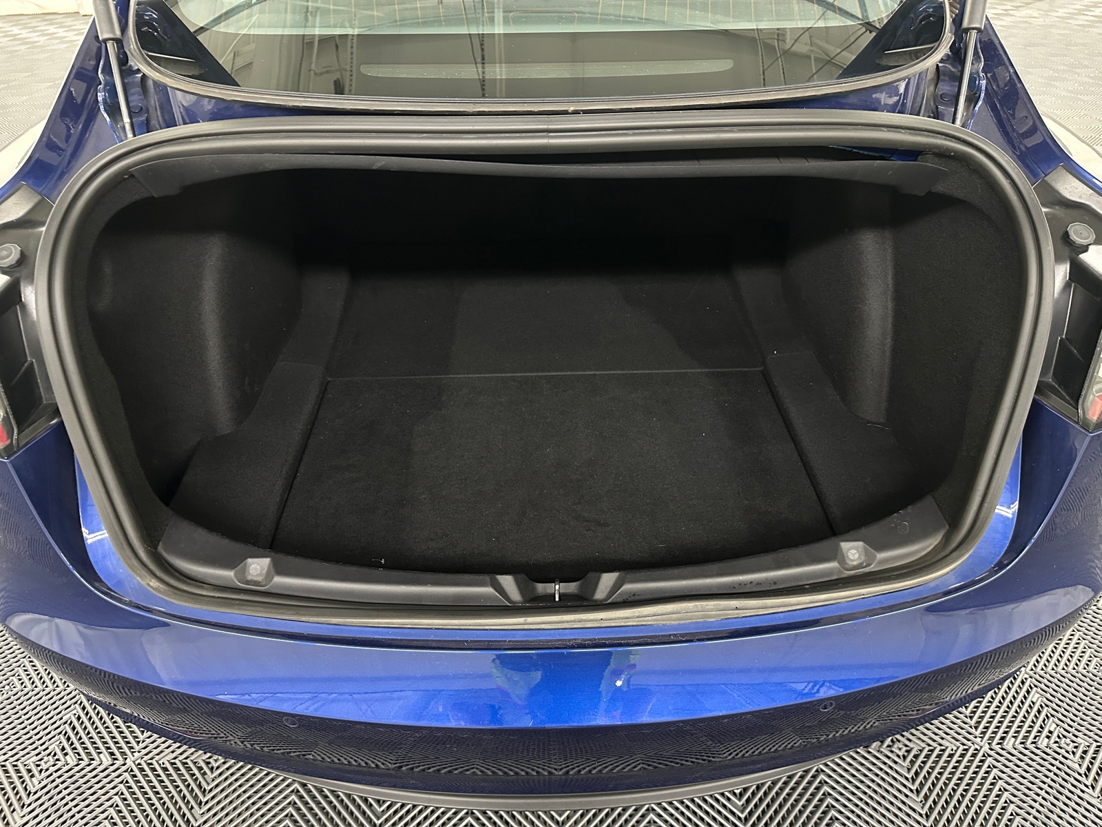 Thumbnail: 2020 Tesla Model 3 - 6