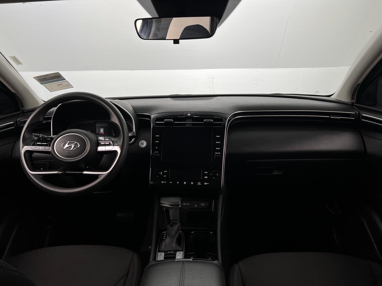 Thumbnail: 2024 Hyundai Tucson - 3